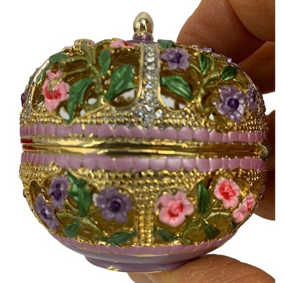 Trinket Decorative Box Gift Metal Hand Painted Magnetic Lid on Hinge 2.5" 6562 - Picture 2 of 8
